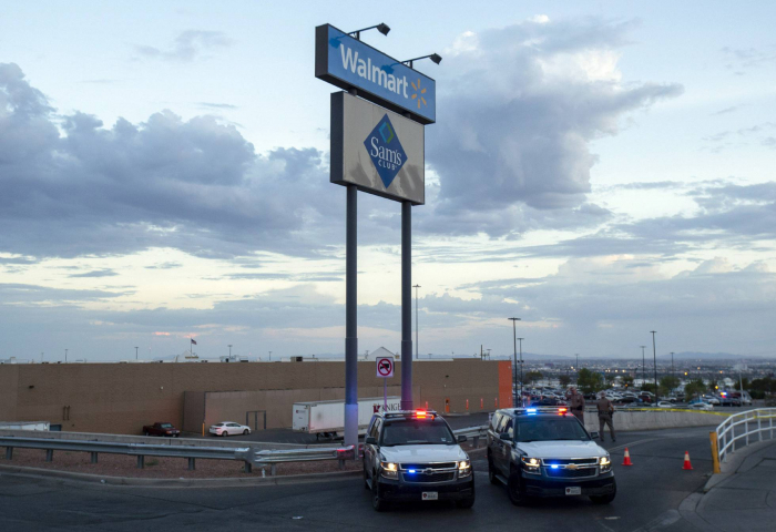 Walmart limita la venta de municiones para armas tras la masacre de El Paso