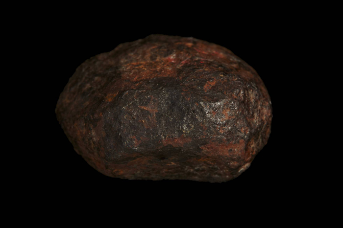 Descubren en un meteorito un mineral nunca visto en la Tierra