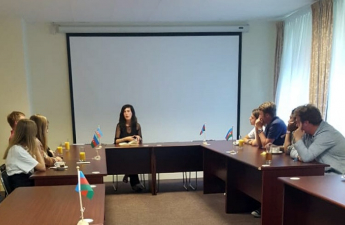   Estudiantes holandeses fueron informados sobre el conflicto armenio-azerbaiyano de Nagorno-Karabaj  