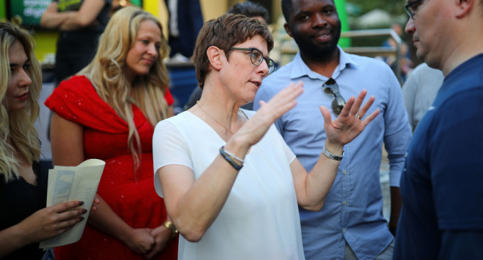   „Dürfen uns nicht mit AfD in ein Bett legen“ – Kramp-Karrenbauer  