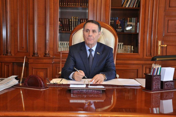   Novruz Mammadov felicita al nuevo primer ministro de Georgia  