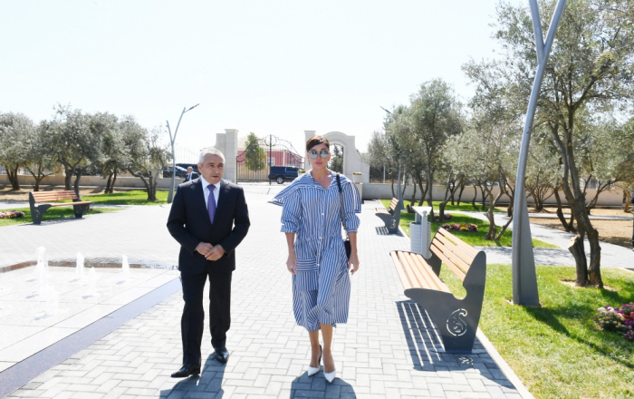  Erste Vizepräsidentin Mehriban Aliyeva besucht Kurdakhani Siedlung 