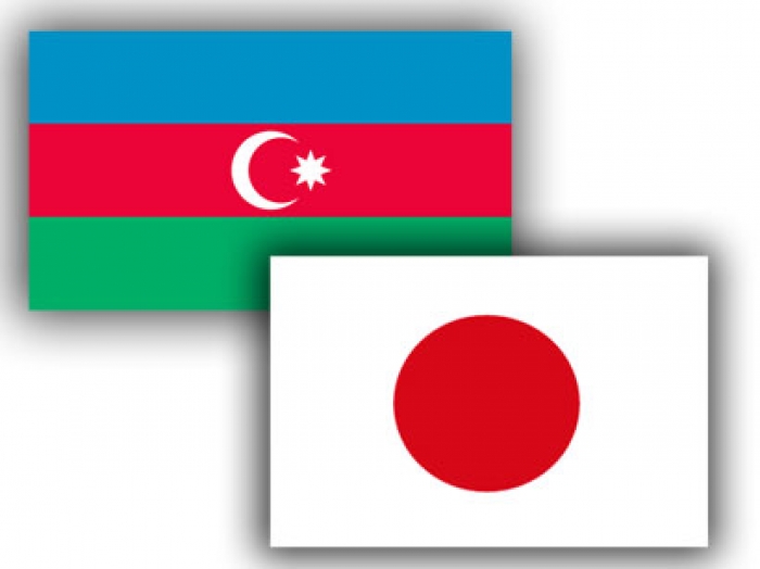  Cancillería de Azerbaiyán felicita al nuevo ministro de Exteriores japonés 