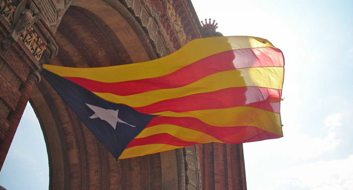   Consejero catalán de Exteriores:   “Queremos una salida democrática, sin cárcel ni porras”