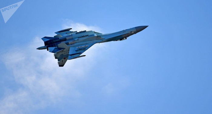 El caza ruso Su-35S aterriza por primera vez en Turquía