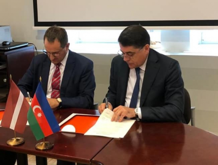  Rubricado un protocolo entre Azerbaiyán y Letonia 