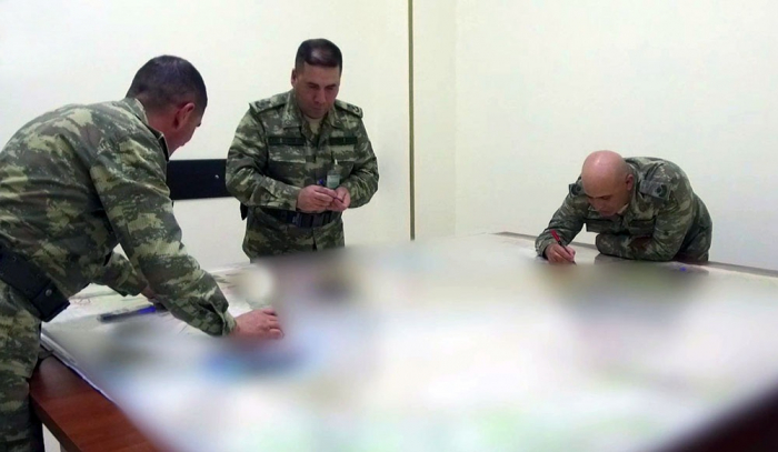   Azerbaijani troops fulfil tasks on maps in course of large-scale drills -   VIDEO    