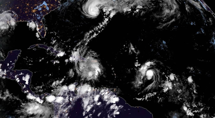   El huracán Humberto afecta ya a Bermudas y deja a más de 15.000 hogares sin electricidad  