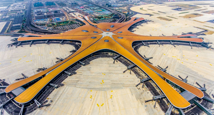 El aeropuerto más grande del mundo comienza a operar en Pekín