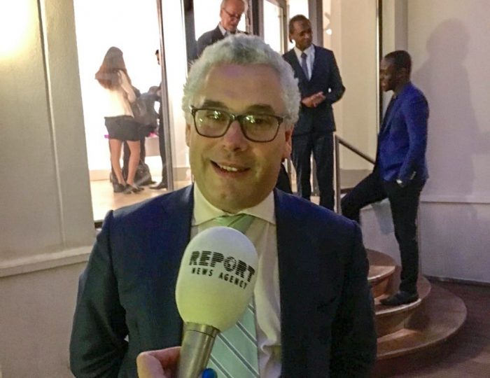   Experto francés: El regreso de Rusia al G7 puede abrir nuevas perspectivas para la resolución del conflicto de Karabaj 