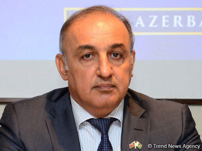     السفير:  "تؤيد باكستان مبدأ حرمة حدود أذربيجان وسلامة أراضيها"  