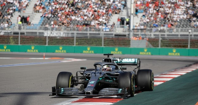 Hamilton wins Russian GP ending Ferrari