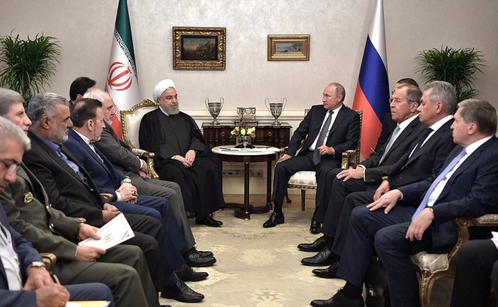 Putin Ankarada Ruhani ilə görüşdü 