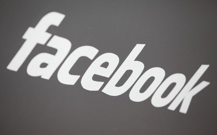 Facebook suspend des dizaines de milliers d
