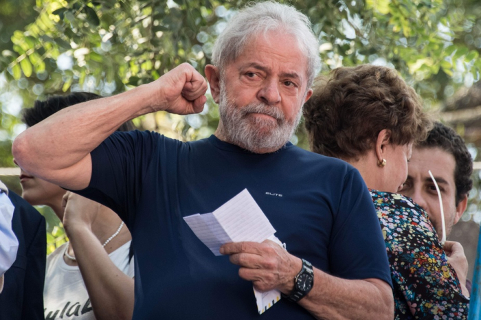 Brésil: Lula préfère la prison à un aménagement de peine