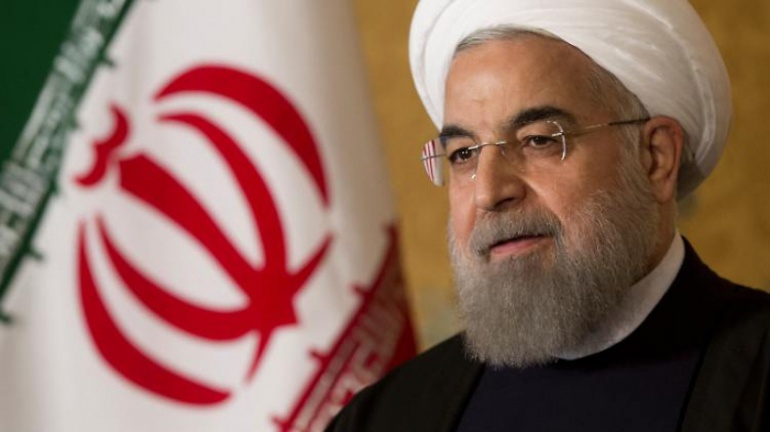 Ruhani bezeichnet Luftangriffe als "Warnung"