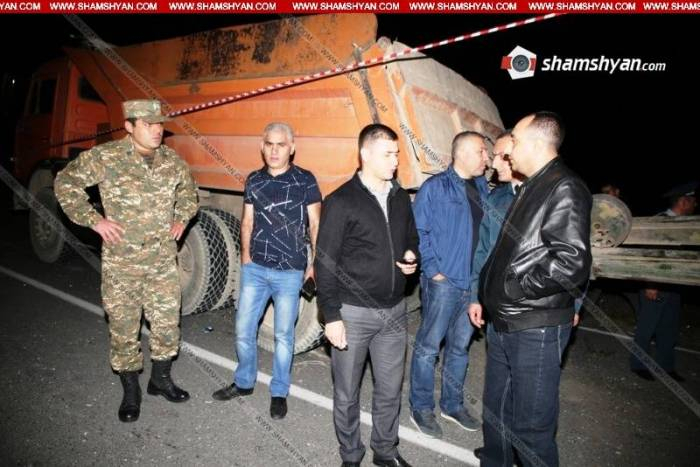  Ermənistanda 4 hərbi maşın toqquşdu:  Ölən və yaralılar var (FOTOLAR) 