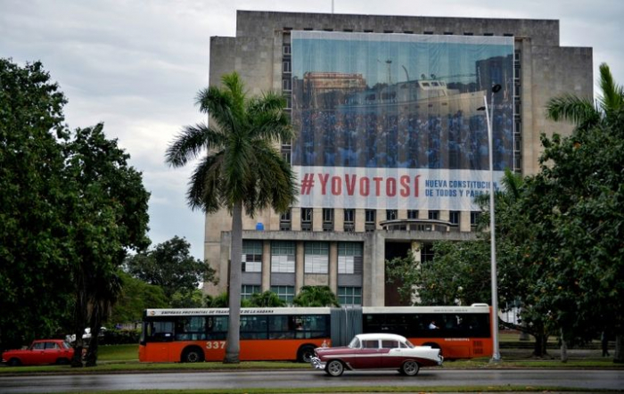 Cuba: le Parlement désignera le président de la République le 10 octobre