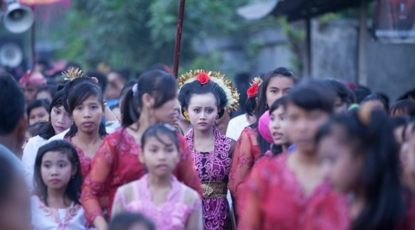   ترحيب برفع إندونيسيا سن زواج الفتيات إلى 19 عاماً  