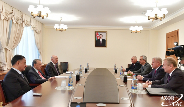   Jefe de la Administración Presidencial de Azerbaiyán se reúne con Stanislav Zas  