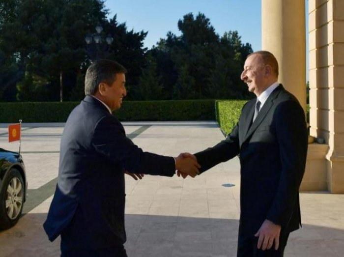  Azerbaijani President meets with Kyrgyz counterpart 