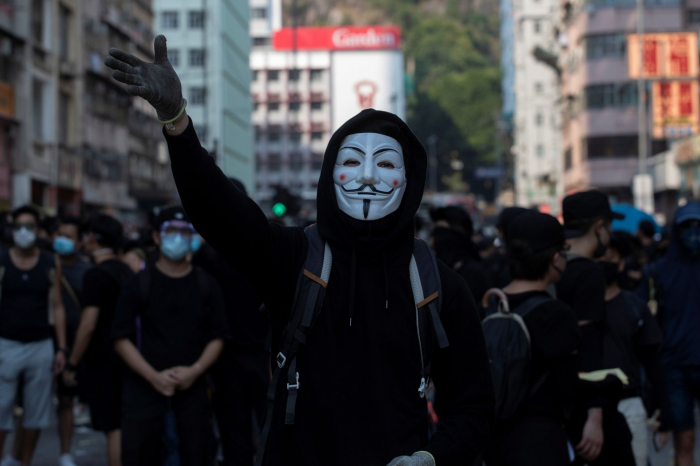   Manifestations à Hongkong:   le gouvernement interdit le port du masque