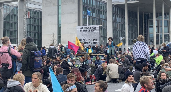   Protest von Klima-Aktivisten in Berlin verursacht   „mittleres Chaos”    