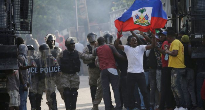 Dos periodistas resultan heridos en protestas antigubernamentales en Haití