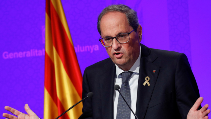 El Tribunal Constitucional advierte al presidente de Cataluña que puede incurrir en desobediencia si desoye sus prohibiciones