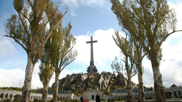 Espagne: les restes de Franco seront exhumés jeudi