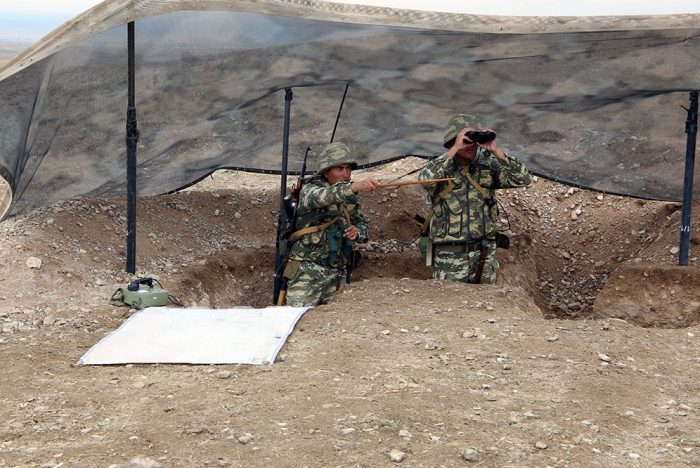 Aserbaidschanische Streitkräfte führen Ausbildungsübungen durch -  VIDEO  