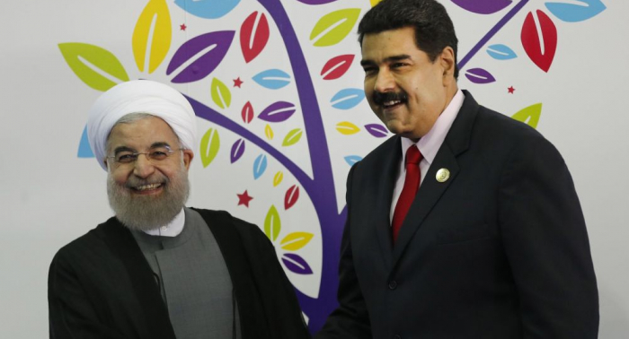   Los presidentes de Venezuela e Irán mantienen un encuentro en Bakú  