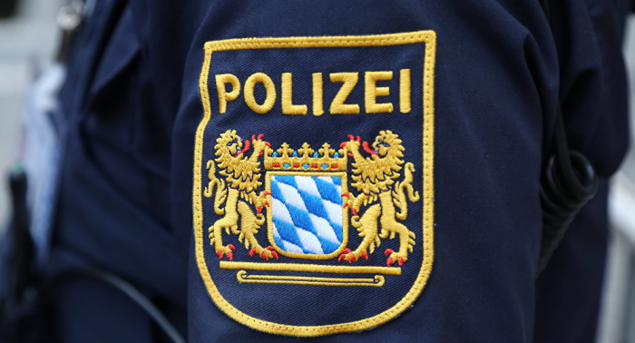 München: Sechs Polizisten bei Abschiebeversuch mit Messer attackiert