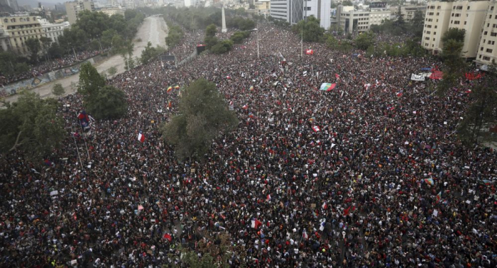 Más de un millón de personas protestan contra el Gobierno de Piñera en Santiago de Chile