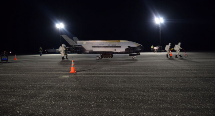 Avión espacial X-37B de EEUU lanzó varios minisatélites en su recién concluida misión