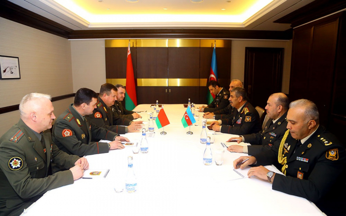  Azerbaiyán y Bielorrusia firman plan de cooperación militar –  FOTO  