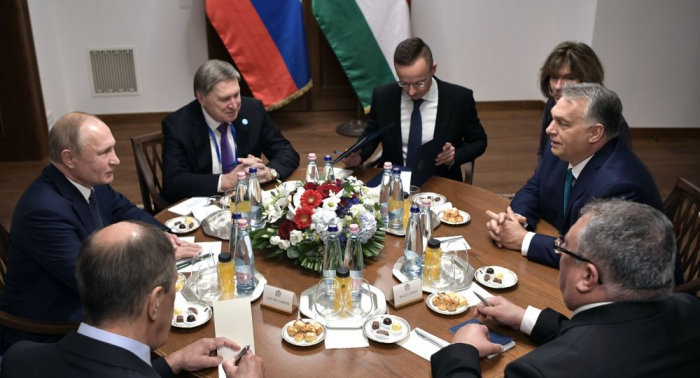     Gas, Ukraine, Nato:   Worüber Putin und Orbán gesprochen haben  