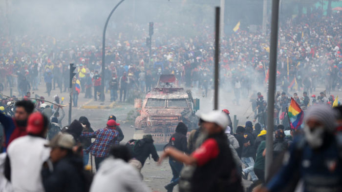 España recomienda no viajar al Ecuador debido a las manifestaciones