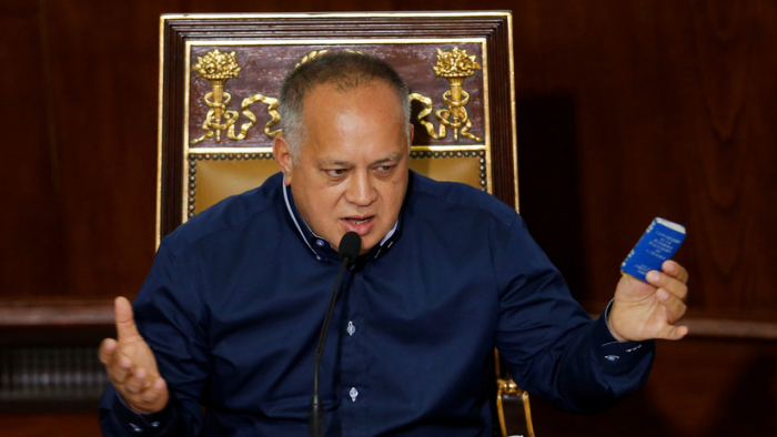 Cabello anuncia que se abrirá una investigación contra Guaidó