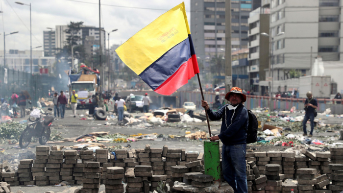 Ecuador procesará por terrorismo a decenas de manifestantes detenidos