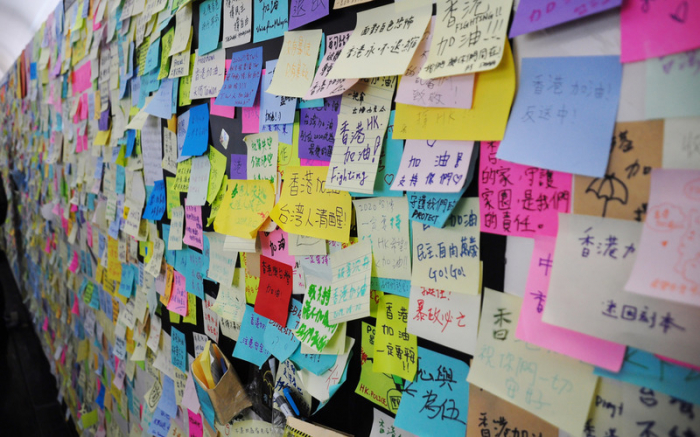 Taïwan: un touriste chinois expulsé pour avoir dégradé un «mur de Lennon»