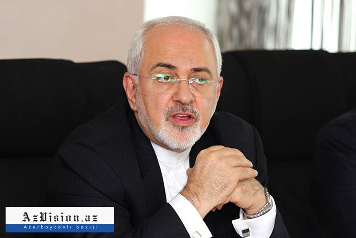  Iranischer Außenminister trifft in Baku ein 