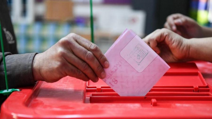 Les Tunisiens votent pour le second tour de la présidentielle