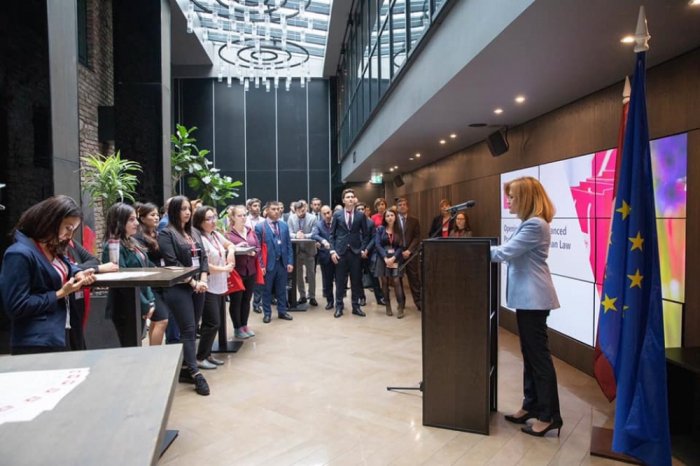   Especialistas azerbaiyanos en instituciones de la UE  