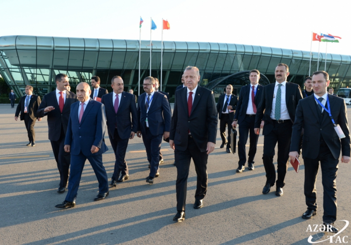   Presidente turco finaliza su visita a Azerbaiyán  