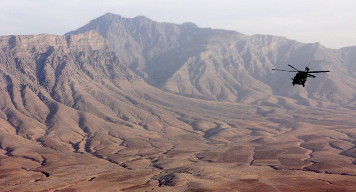 سقوط طائرة هليكوبتر تابعة لكوريا الجنوبية قبالة جزر متنازع عليها وفقد سبعة