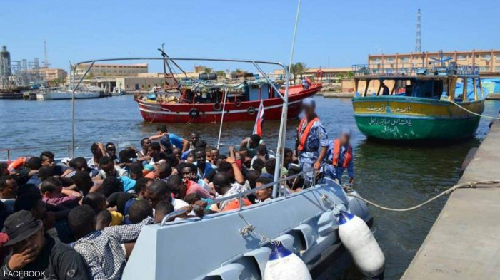 إنقاذ 143 مهاجرا من زورق غارق.. و"أزمة" بانتظارهم