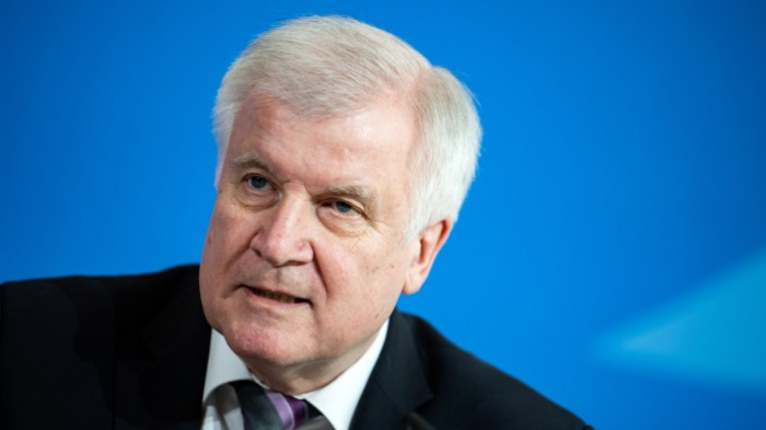 Seehofer plant mehr Grenzkontrollen