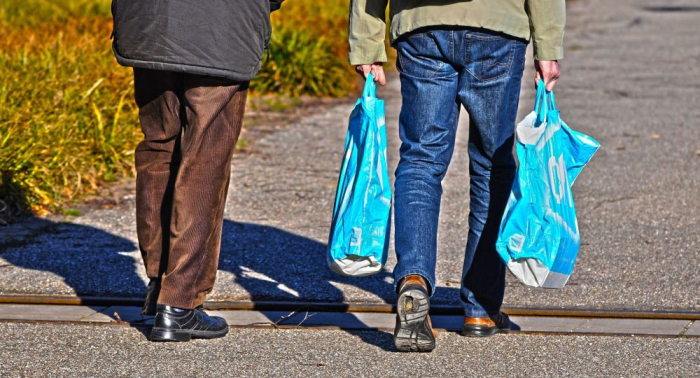 Bundeskabinett bringt Plastiktüten-Verbot auf den Weg