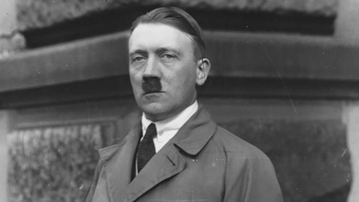   Las teorías de que Hitler no se suicidó:   huyó a Barcelona y murió en Argentina a los 73 años